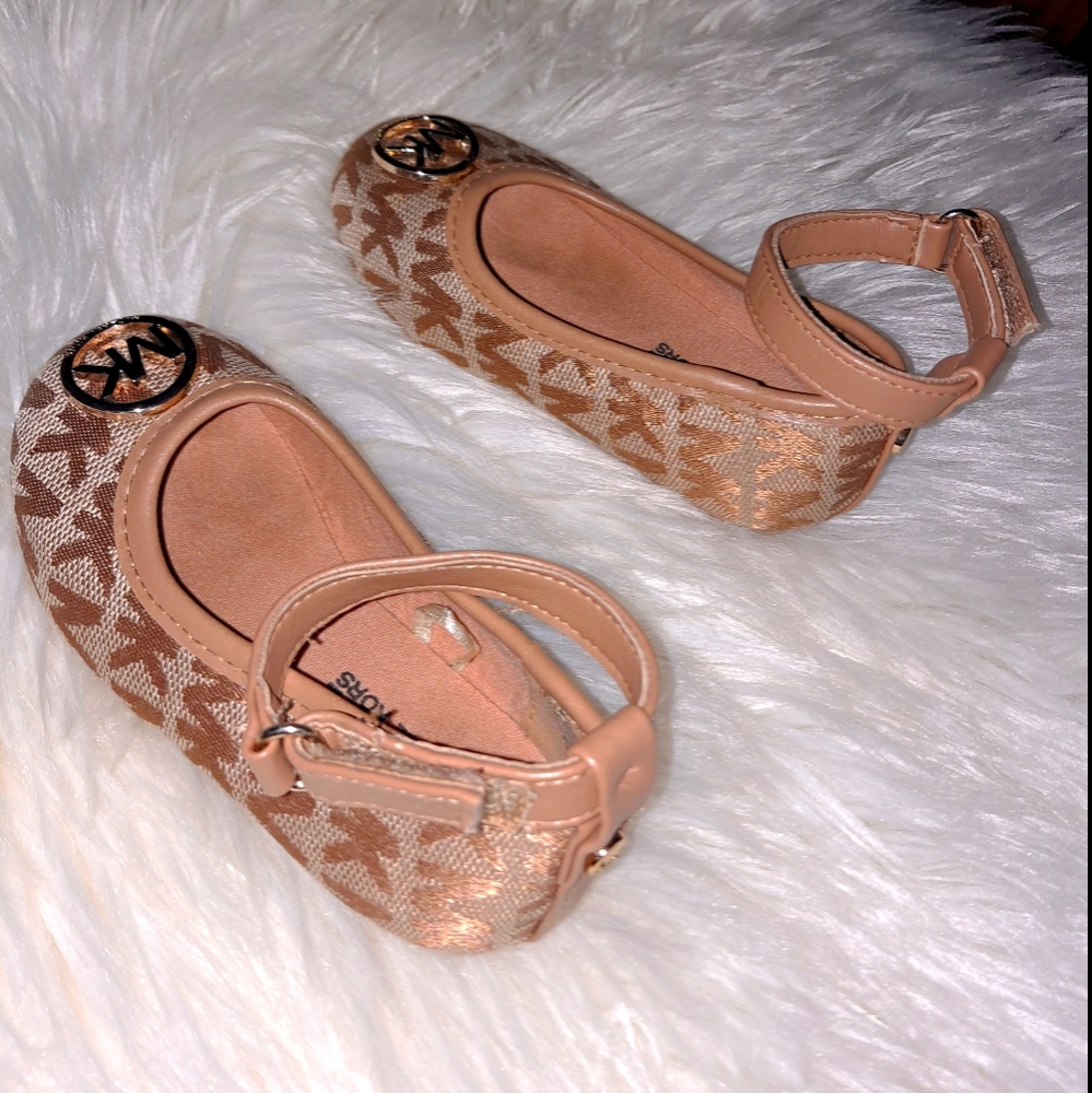 Michael Kors Tan Faux Leather Flats Size 5